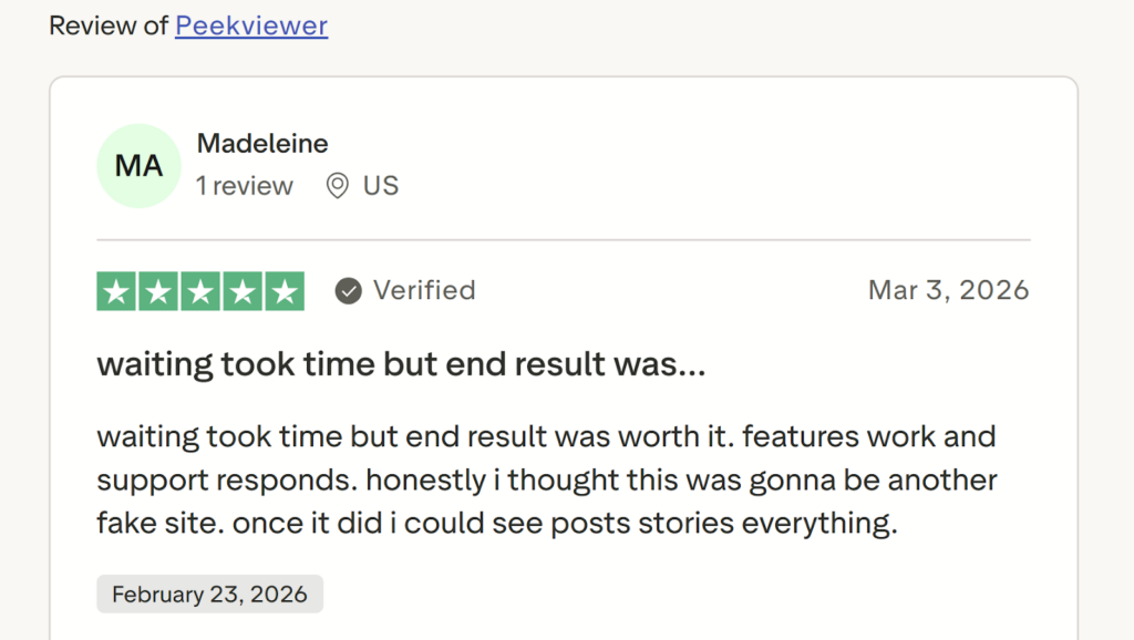 Screenshot of a positive Trustpilot review for Peekviewer